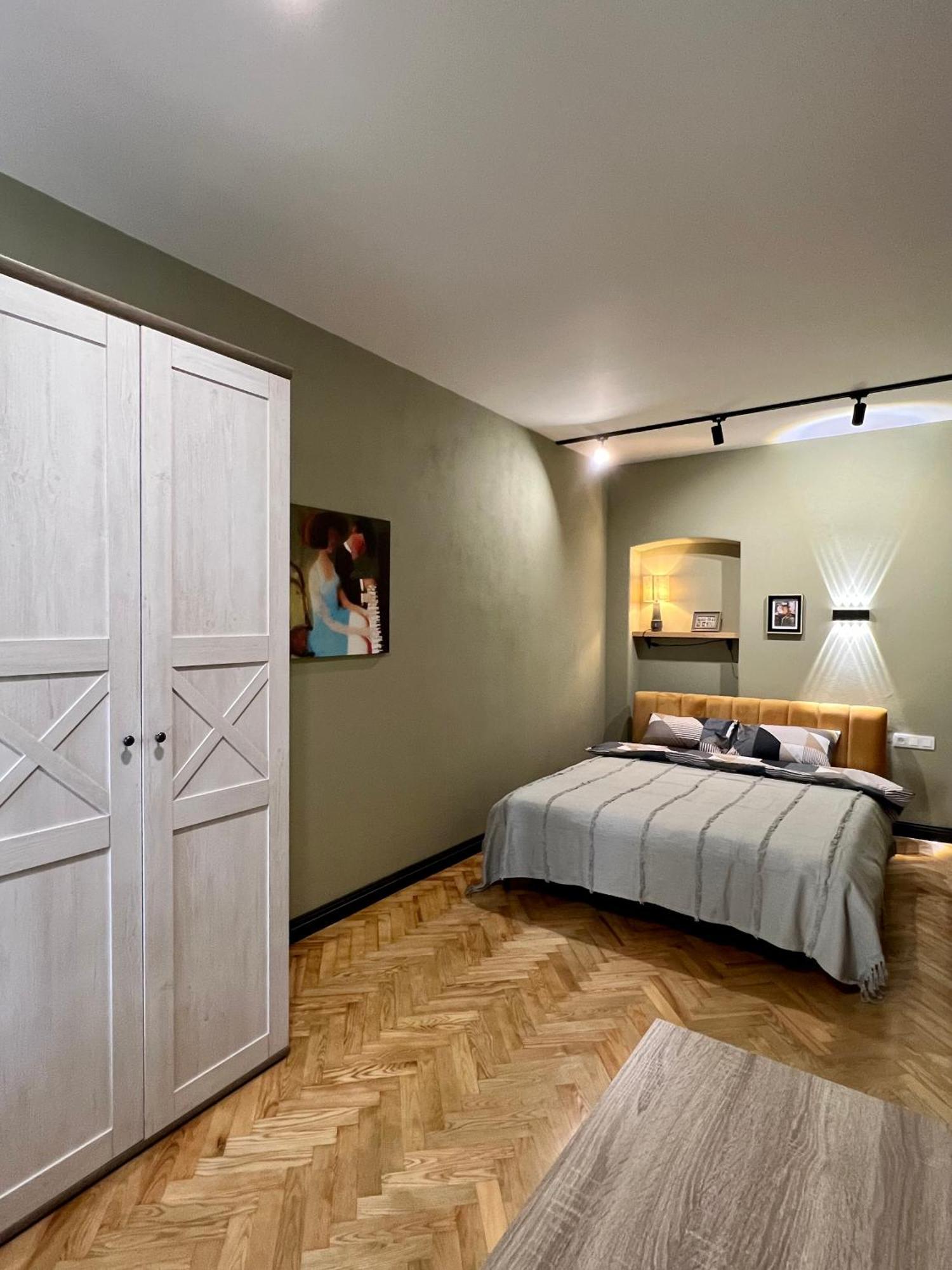 Art Apartment Glebova Lviv Exterior photo